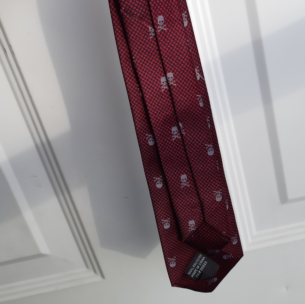 Clip On Tie - Picture 2 of 8